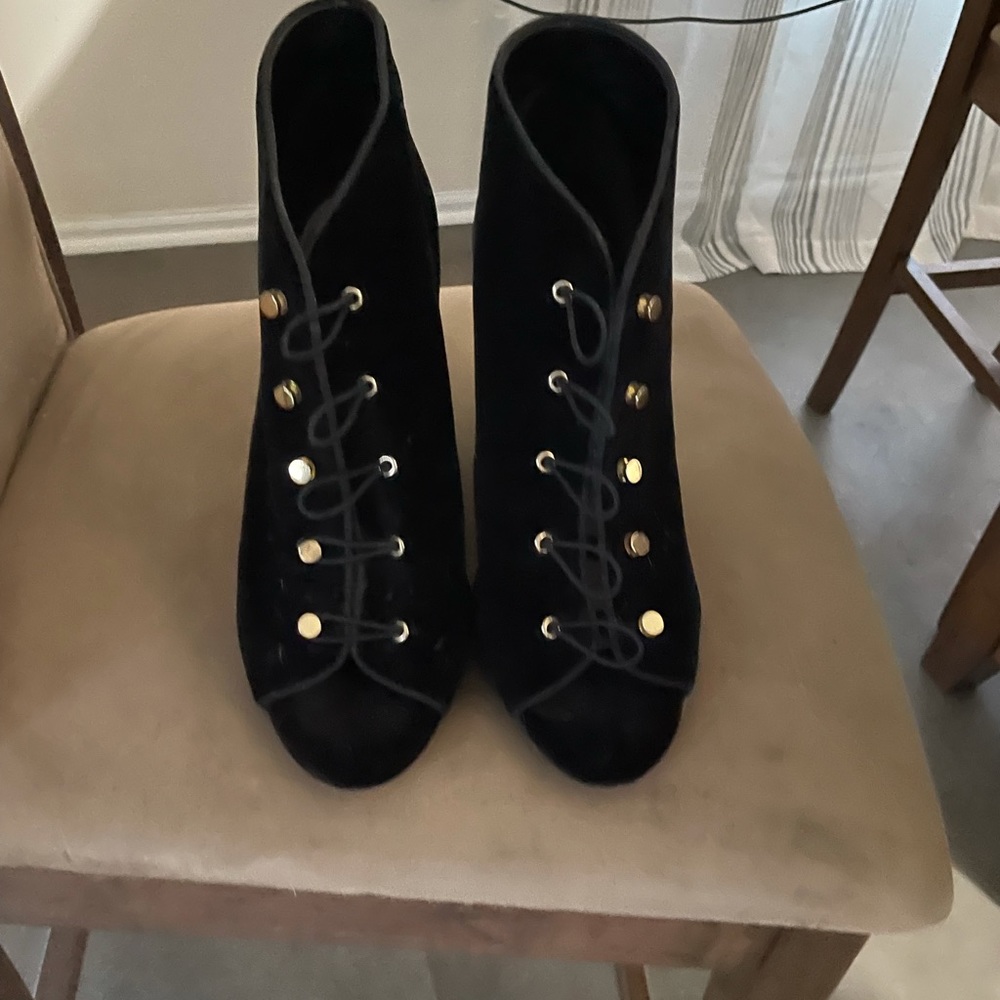 Vince Camuto black velvet peep toe